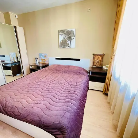 The Azure Haven 2br By The Sea Lägenhet Varna